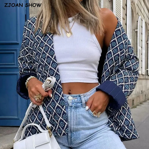 Abrigo acolchado con estampado geométrico azul