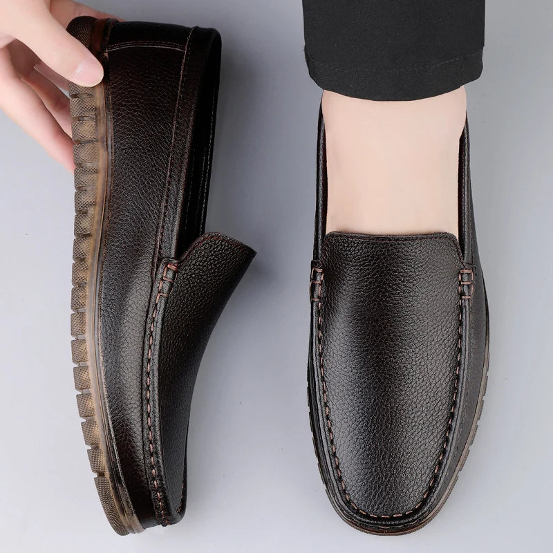 Mocasines informales para hombre en negro o marrón