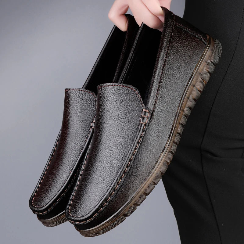 Mocasines informales para hombre en negro o marrón